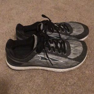 Size 9 Altra Escalante